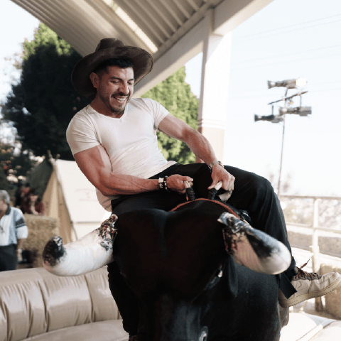 2025 YELLOWSTONE_2025PORFOLIO 3 CUADRADITA